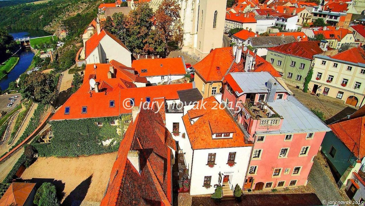 Boutique Apartments Café U Rolanda Znojmo Exterior foto